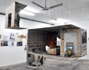 DaP da UEL abre novas exposições com desenhos, pinturas e instalações