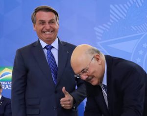 ‘Boto a mão no fogo pelo Milton’, afirma Bolsonaro em live