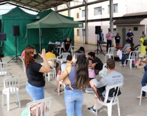 Mutirão de castração animal prevê atender mil cães e gatos em Londrina