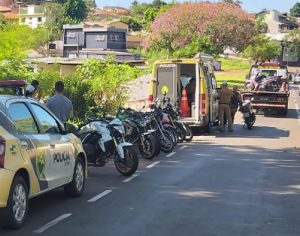 Polícia Militar apreende 22 motocicletas irregulares em Londrina
