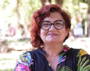 Londrix traz poeta Cida Pedrosa, vencedora do Prêmio Jabuti