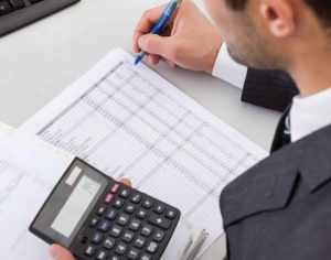 Sine divulga mais de 870 vagas de emprego em Londrina; veja as áreas