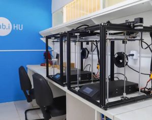 HU de Londrina inaugura laboratório de impressão 3D