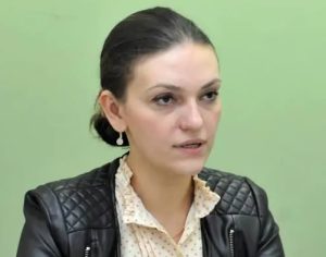 UEL acolhe primeira cientista ucraniana em programa humanitário