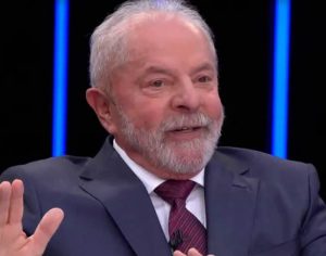 JN: Lula critica sigilos de 100 anos e chama Bolsonaro de ‘bobo da corte’