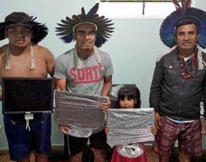 Centro Kaingang de Londrina inaugura sala de informática