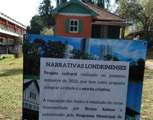 UEL recebe exposição inspirada em cartões postais de Londrina