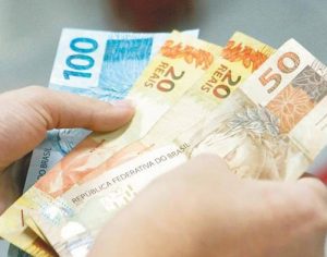 Prévia do PIB de agosto despenca e fica em -1,13%, diz Banco Central