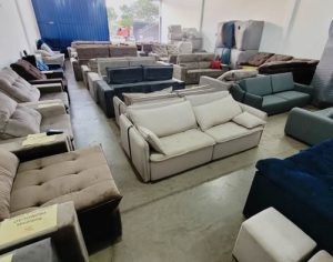 Sofá Stock tem mega promoção até o fim do mês com 6 modelos de sofás