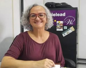 Projeto da UEL inicia alunas de escolas nas áreas de Exatas e Tecnologia