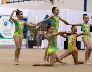 Londrinenses vencem Paranaense de Ginástica Rítmica em três categorias