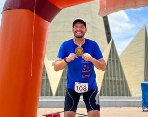 Londrinense é campeão do Desafio das Catedrais 2022 após percorrer 132 km