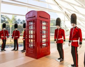Cabines telefônicas vão premiar consumidores em shopping de Londrina