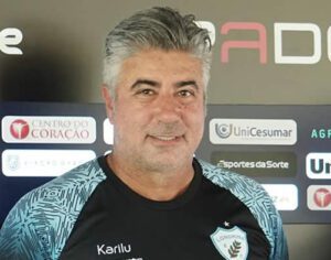 Londrina apresenta Alexandre Gallo como novo técnico para Série B