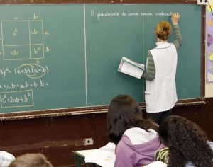 Inscrições para concurso de professores no Paraná iniciam nesta segunda