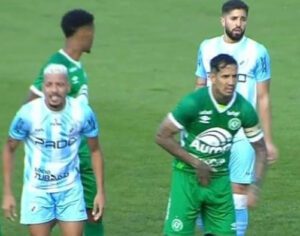 Londrina joga mal e toma 3 a 0 da Chapecoense na Série B fora de casa