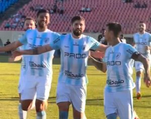 Londrina derrota Ponte Preta por 3 a 0 e volta a vencer na Série B