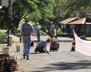 Campus da UEL ganha obras de acessibilidade para pessoas com deficiência