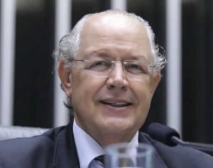 STF forma maioria para Hauly assumir vaga de Deltan na Câmara