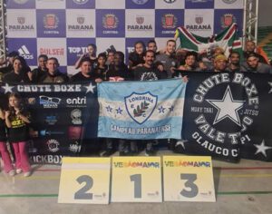 Atletas de Londrina brilham no Campeonato Brasileiro de Kickboxing