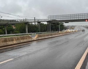 Mulher morre após ser atropelada na PR-445 em Londrina