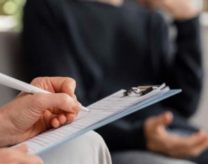 Equipe da UEL dará apoio psicológico a alunos e professores de Cambé