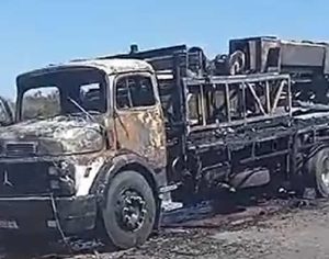Caminhoneiro que perdeu veículo após incêndio em Londrina pede ajuda
