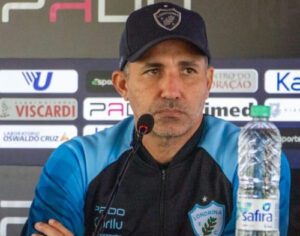 Londrina demite Eduardo Souza faltando 11 rodadas para o fim da Série B