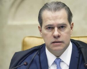 Decisão: Toffoli diz que Lava Jato forjou provas e prisão de Lula foi armação