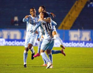 Londrina vence o Sampaio Corrêa e segue vivo na luta contra a Série C