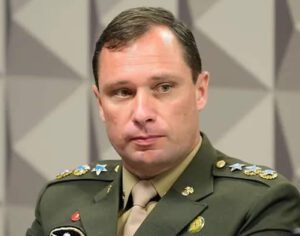 Moraes aceita delação e determina liberdade provisória de Mauro Cid