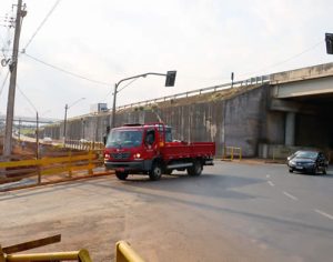 Trânsito na Avenida Eurico Gaspar Dutra é liberado após dois meses