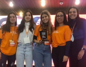 Alunas da UEL conquistam 1º lugar em maratona de inovação da Copel