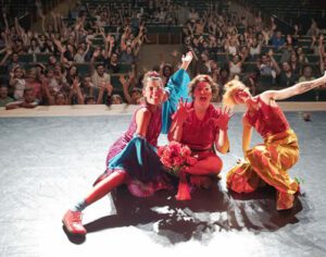 Festival de Dança de Londrina reúne milhares de pessoas em atrações