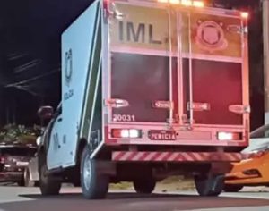 Homem morre sentado em cadeira de bar na Zona Sul de Londrina