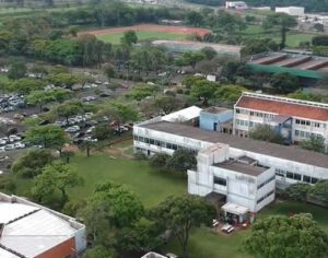 UEL abre quase mil vagas para transferência externa; veja os cursos