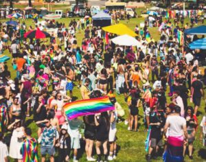 Parada Cultural LGBT de Londrina acontece neste domingo no CSU; confira