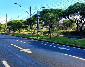 Primeira fase do recape asfáltico na Avenida Dez de Dezembro é concluído