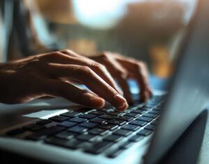 Qual escolher: Bootcamp de programação x cursos tradicionais