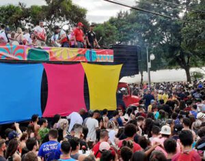 Carnaval fora de época de Londrina tem festa nesta terça; veja local e horário