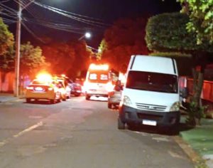 Jovem é assassinado a tiros no portão de casa na Zona Sul de Londrina