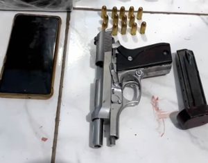 Suspeito de latrocínio de idoso morre em confronto com PM em Londrina