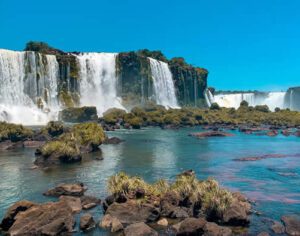 Cataratas do Iguaçu registram terceiro maior número de visitantes da história em 2023