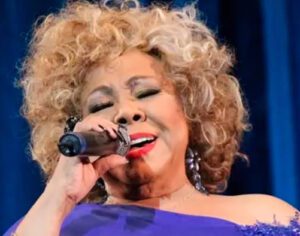 Alcione traz calor do samba para Londrina com show no mês de junho