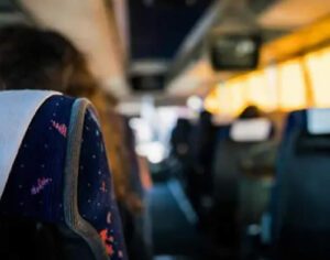 Duas pessoas morrem em assalto a ônibus na PR-444 na região de Londrina