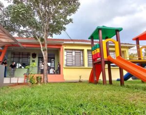 Escola e CEI do distrito de Irerê são revitalizados após obras de reforma