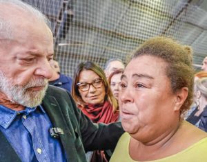 Governo federal anuncia auxílio de R$ 5,1 mil para famílias do RS