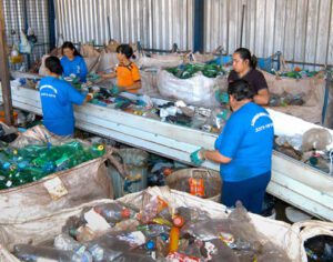 Justiça decide de Londrina deve contratar cooperativas de reciclagem