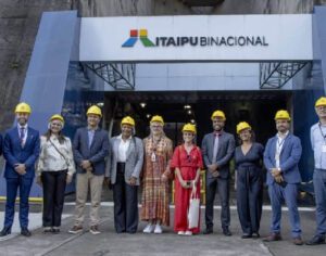 Ministra da Cultura visita Parque Tecnológico Itaipu e destaca parcerias e políticas culturais