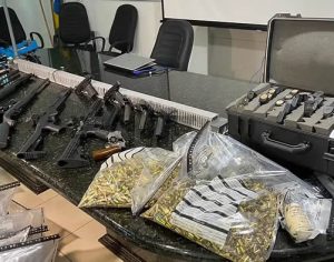 Polícia prende CAC que vendia armas para crime organizado em Londrina